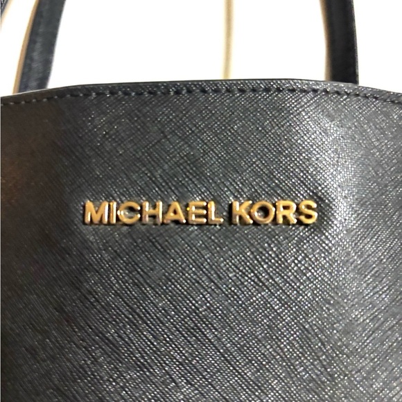 Michael Kors Black Saffiano Leather Tote - Picture 4 of 10